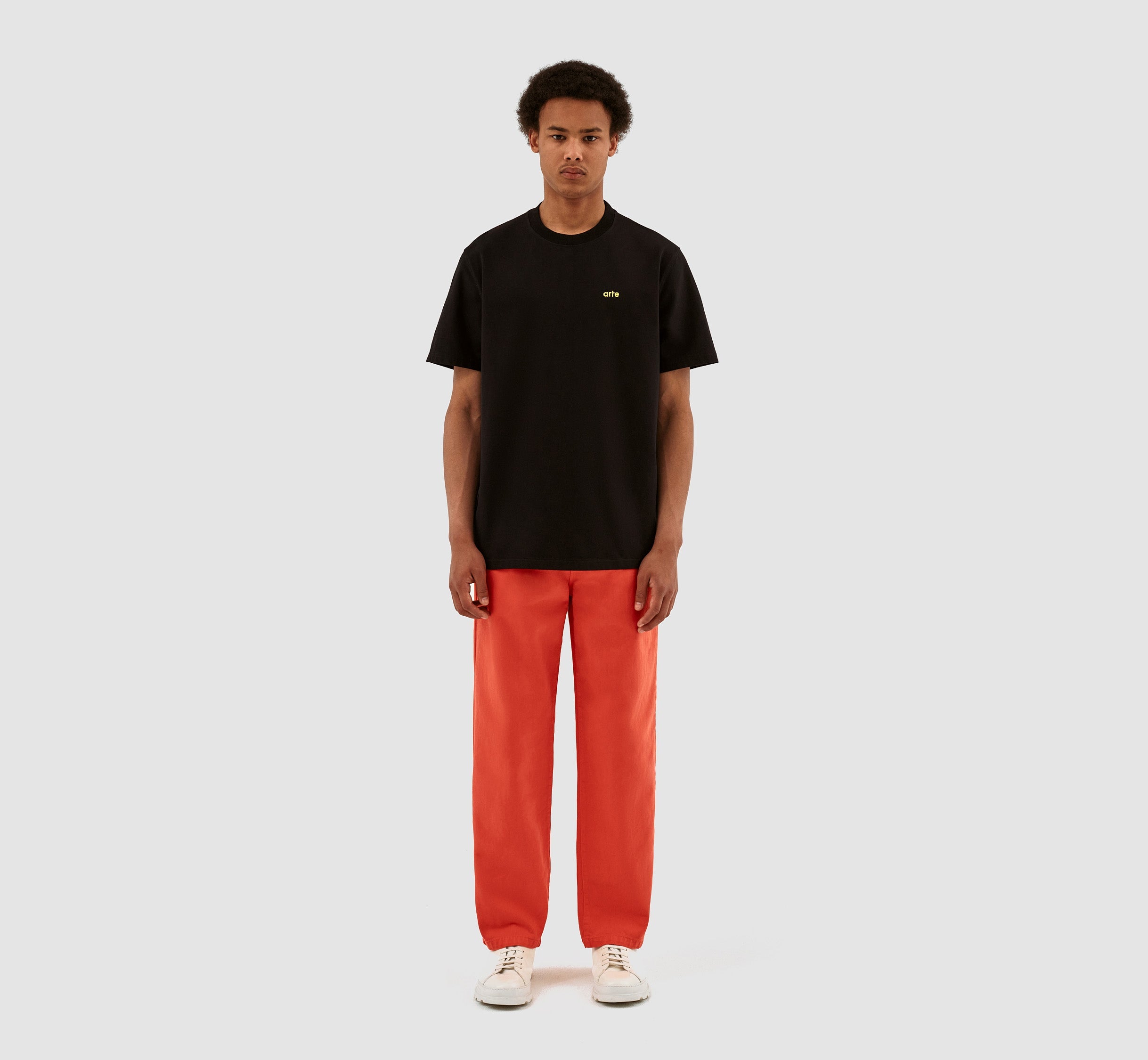 T-shirt imprimé Y de Taut Back - Noir