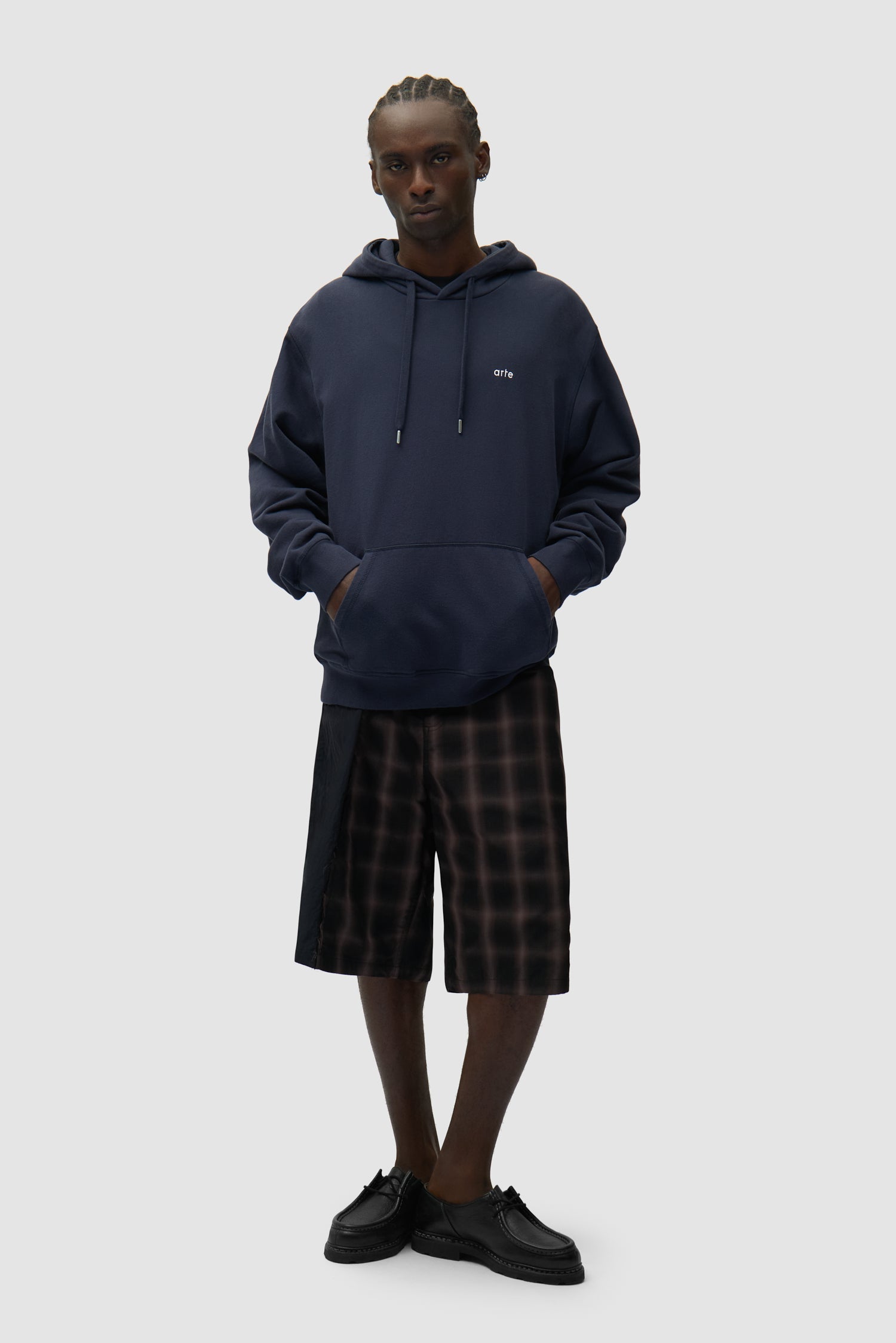 Sweat à capuche avec poster au dos - Bleu marine