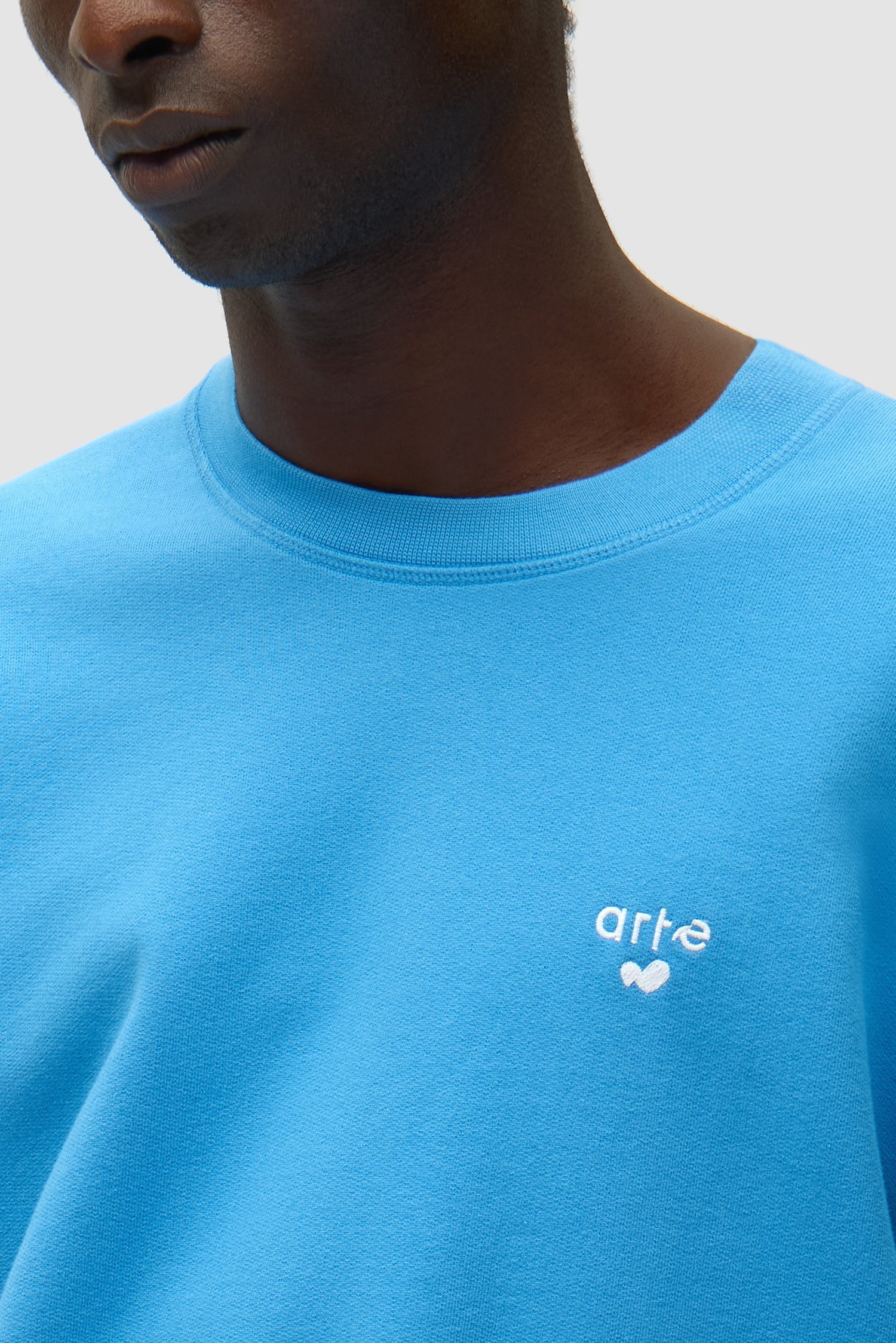 T-shirt à col rond avec logo cœur - Bleu