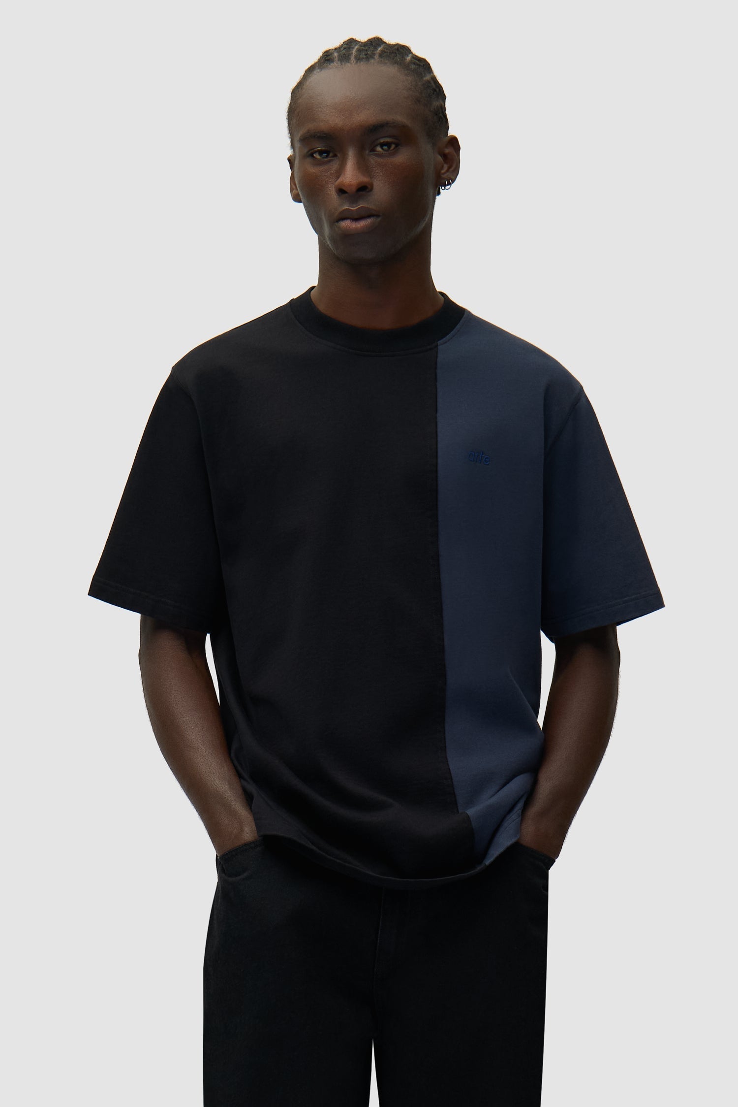 T-shirt bicolore - Bleu marine/Noir