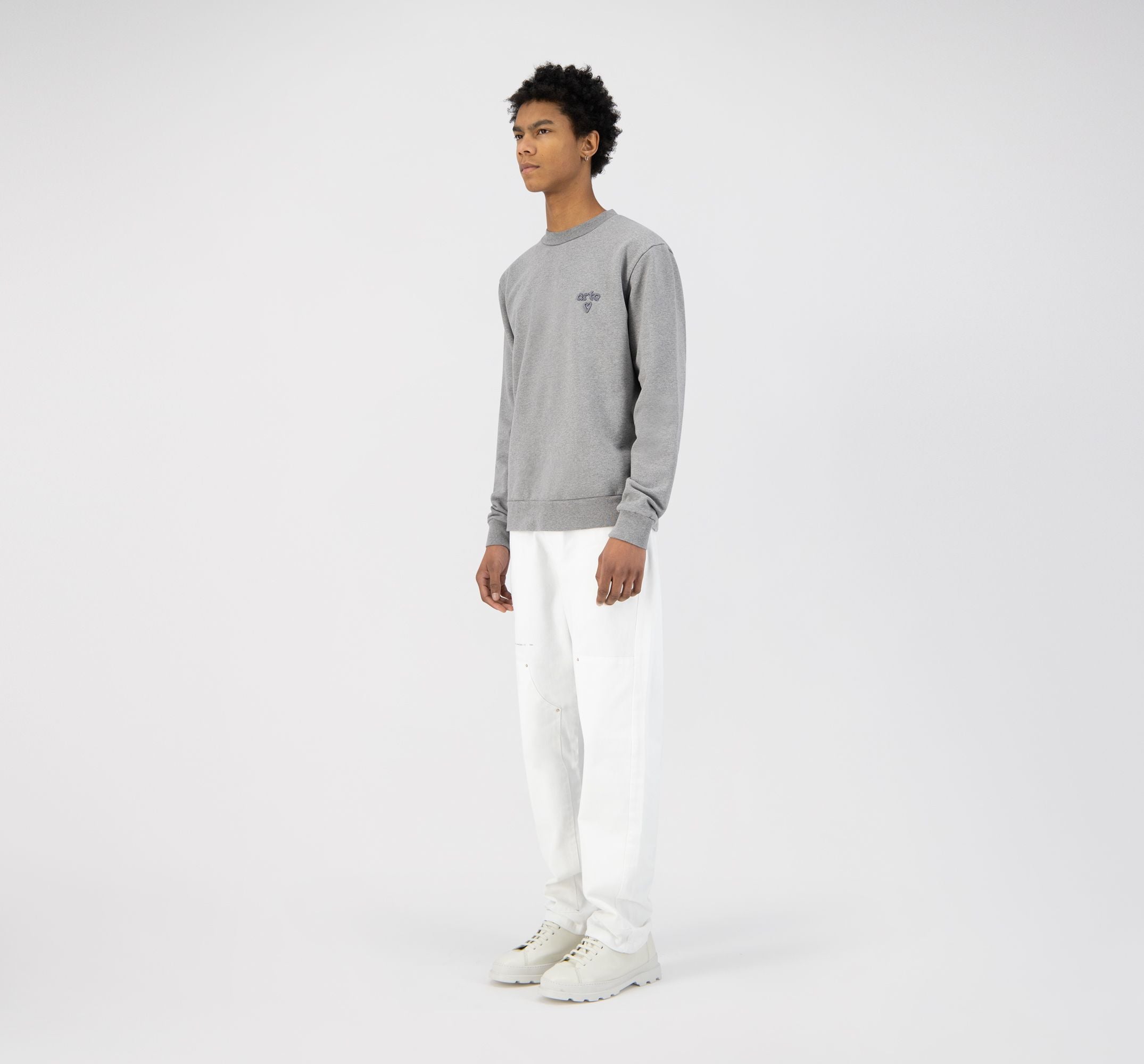 Pull à logo en forme de cœur de Cassat - Gris