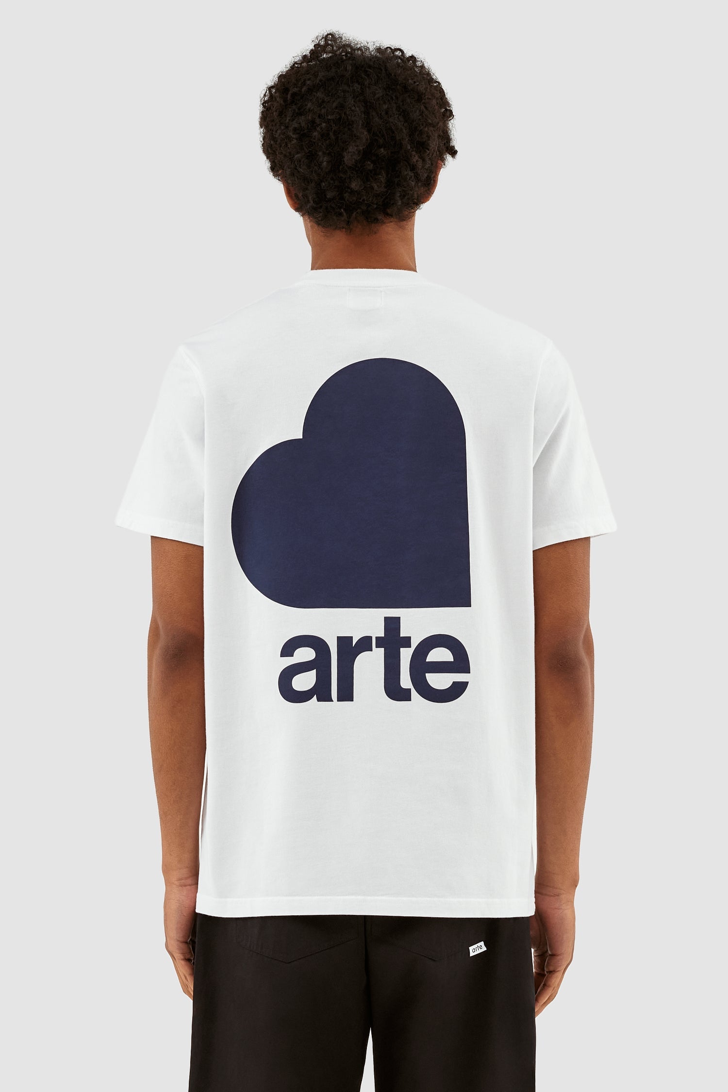 Taut Back Heart T-shirt - Blanc