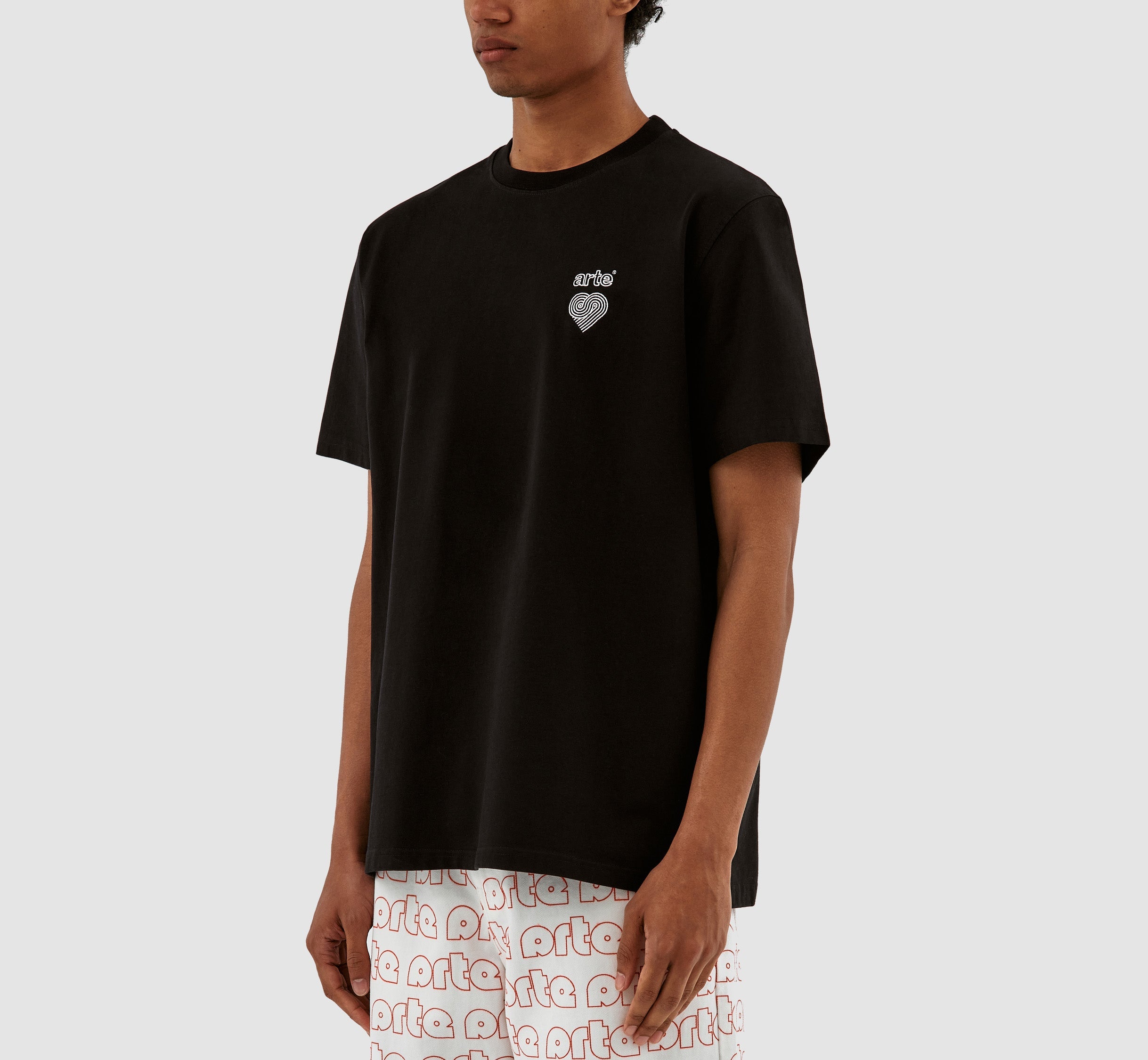 Taut Embroi Heart Logo T-shirt - Noir