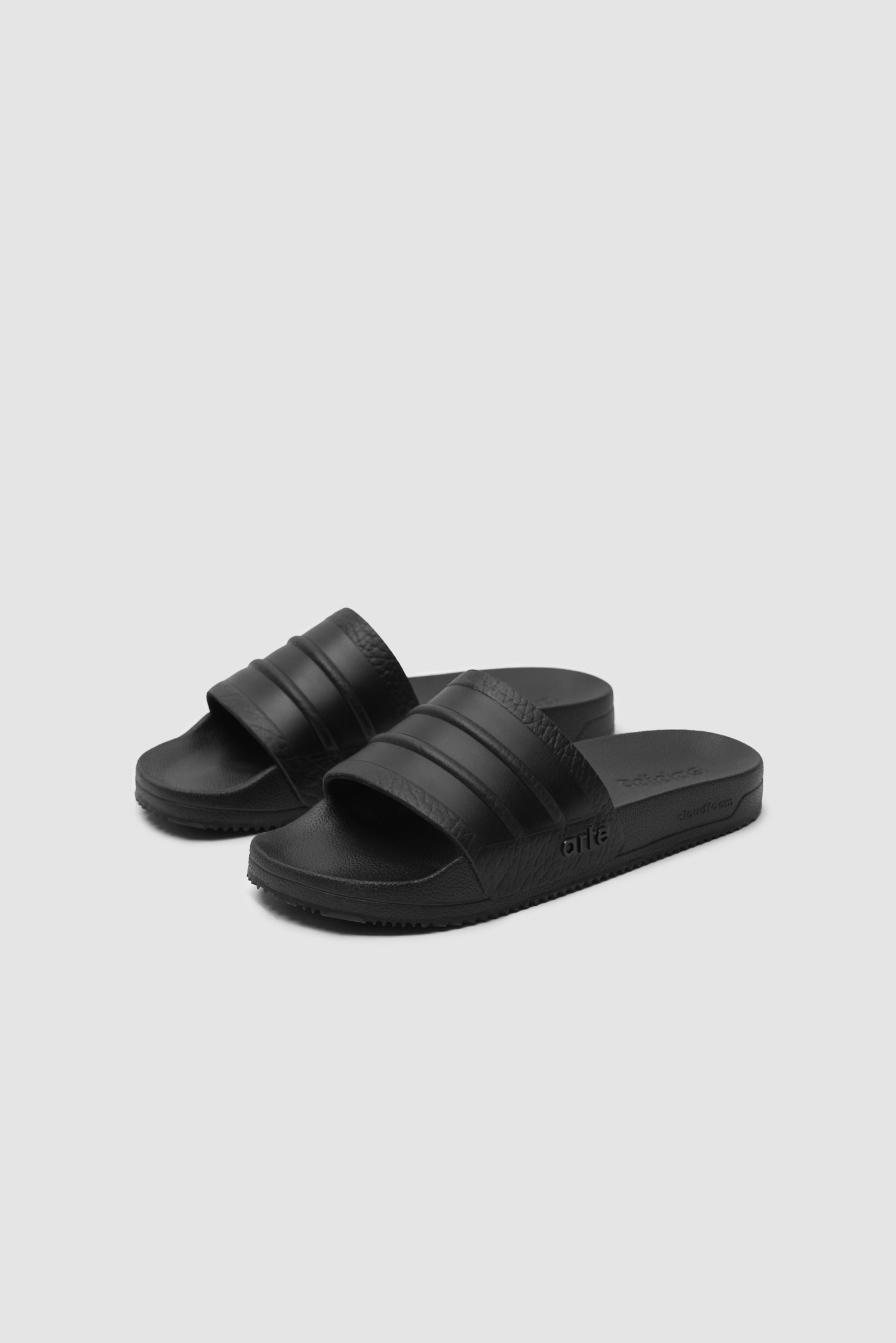 Arte pour adidas Adilette - Noir intense