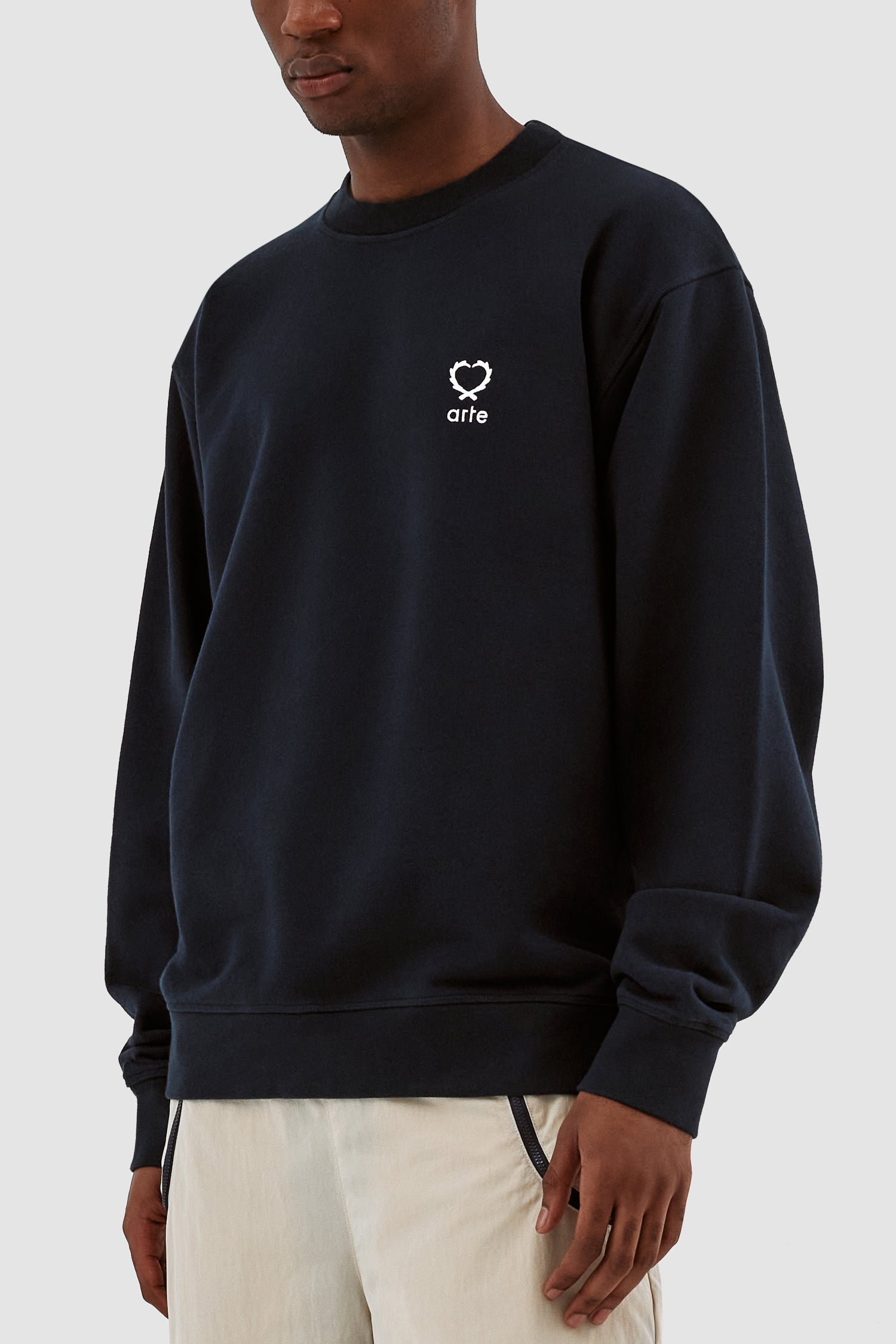 Carlos Small Heart Crewneck - Marine