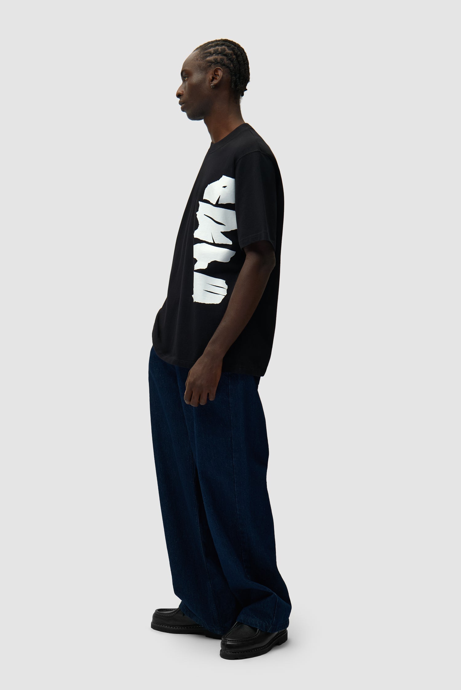 T-shirt avec logo sur le côté - Noir