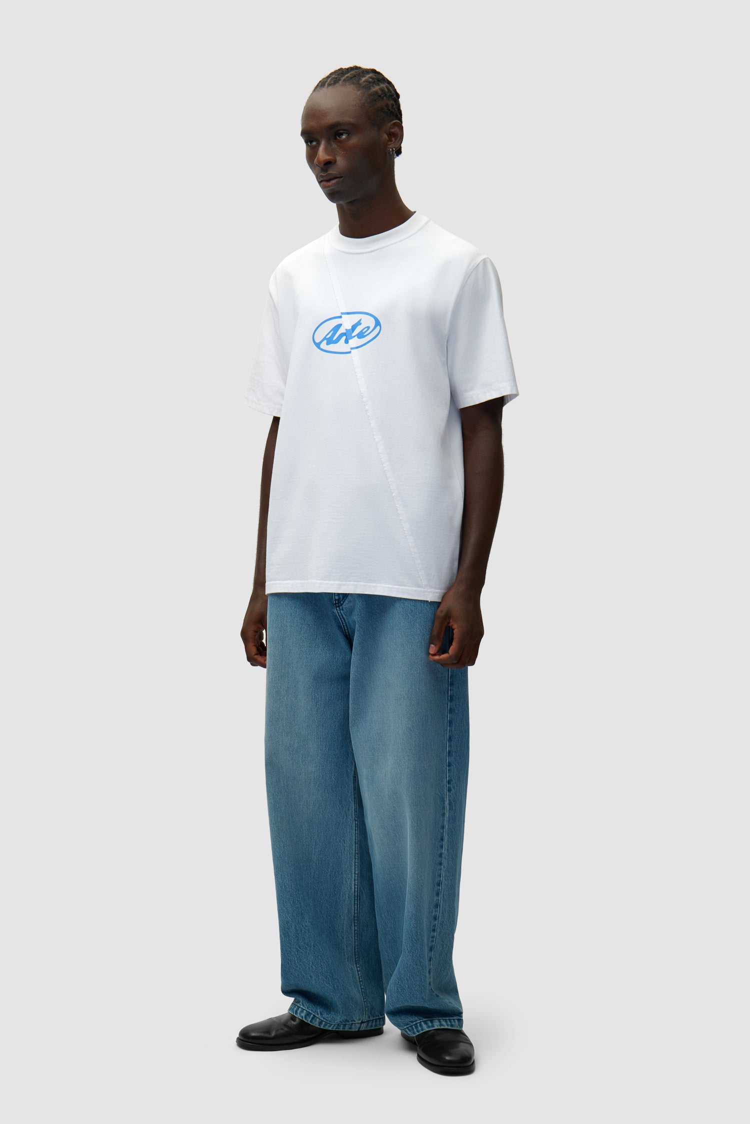 Pantalon à poche avec logo circulaire - Denim Bleach