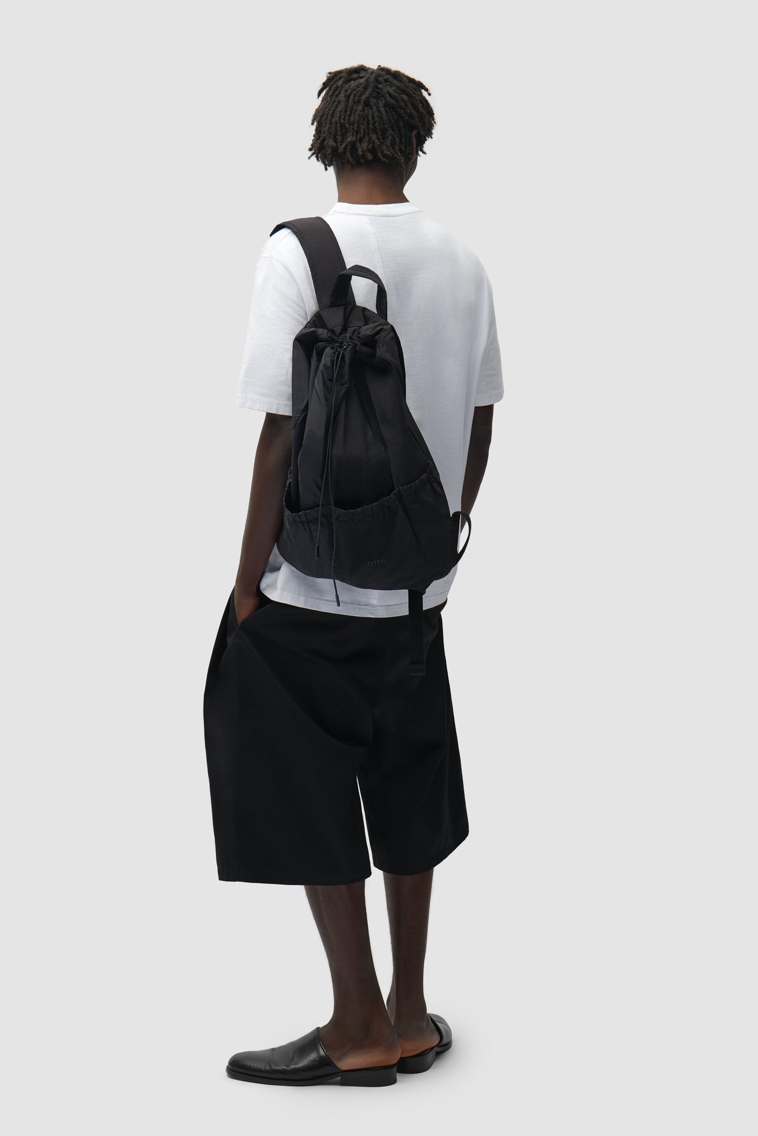 Sac à dos en nylon avec cordon de serrage - Noir